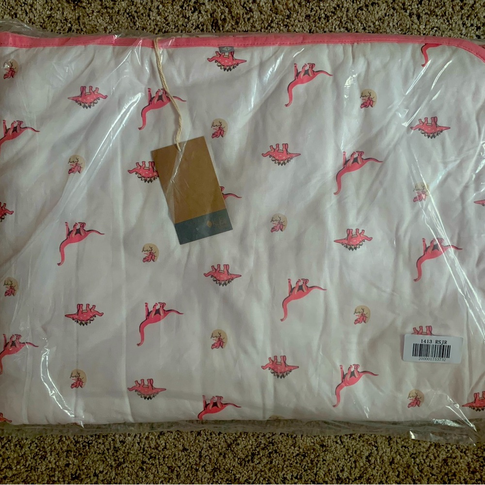 Kyte baby rose Jurassic toddler blanket